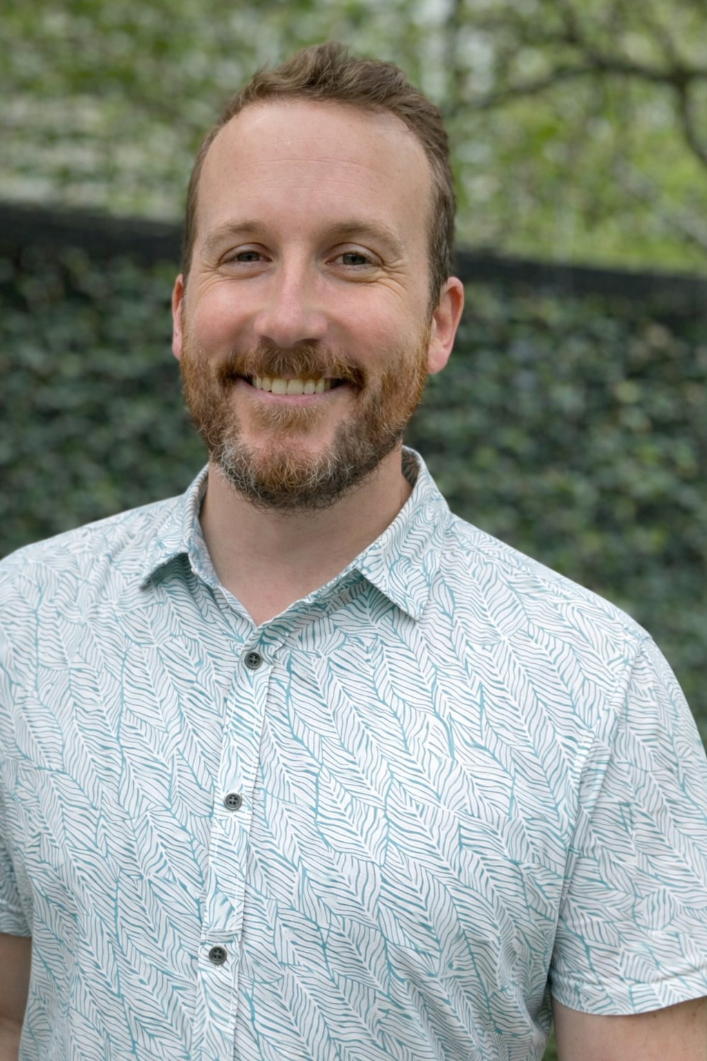 photograph of Andrew Lee